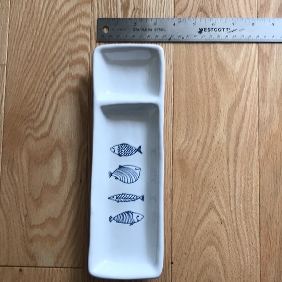 Sushi plate with lil’ fish design by Abbot - Picture 3 of 7